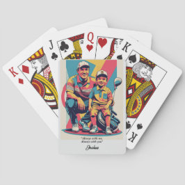 Hartverwarmende vader en zoon golfmoment op vaderd pokerkaarten