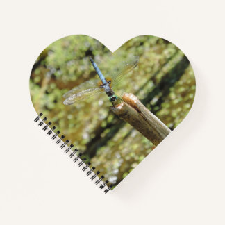 Hartvormig ongelinieerd notitieboek met libelfoto