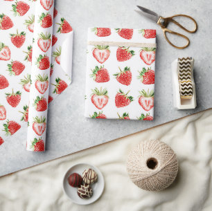Hartvormige aardbeien verjaardag cadeaupapier