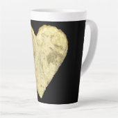 Hartvormige chips latte mok (Rechterhoek)