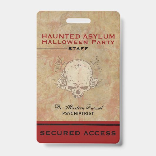 Haunted Asylum Halloween Party Personeel Badge (Voorkant)
