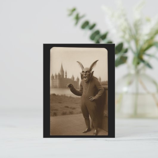 Haunted Bizarre Weird Bat Creature Halloween Briefkaart (Staand voorkant)