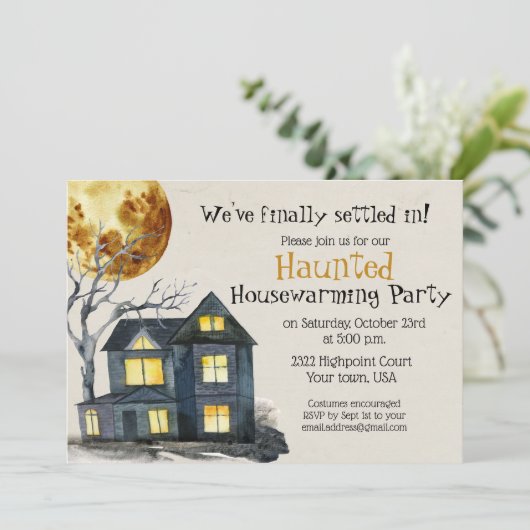 Haunted Halloween Housewarming Party Uitnodiging (Staand voorkant)