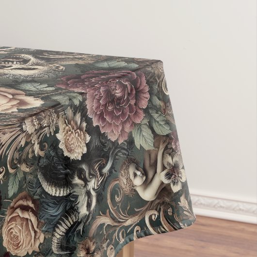 Haunted Harmonics – Gothic Large Pattern Tafelkleed (Voorbeeld)