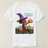 Haunted Harvest – Witchy Dachshund Halloween Garde T-shirt (Design voorkant)