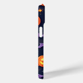 Haunted Protection: Spooktacular iPhone 15 Hoesje (Achterkant / Rechts)