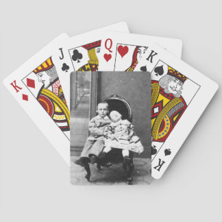 Haunting Vintage Sibling Portrait  Pokerkaarten