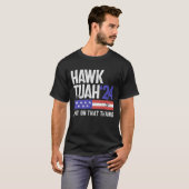 Hawk Tuah 24 spuugt op dat Thang sarcasme T-shirt (Voorkant volledig)