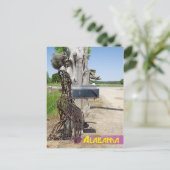 Hay Bale Art - Iron Woman Mailbox Briefkaart (Staand voorkant)