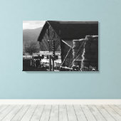 Hay Barn Canvas Afdruk (Insitu (Houten vloer))