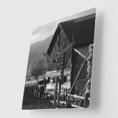 Hay Barn Vierkante Klok (Hoek)