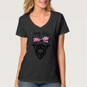 Hay Girl Farmer Strawberry Highland Cattle Koe Far T-shirt