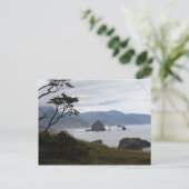 Haystack Rock, Oregon Aankondigingskaart (Staand voorkant)