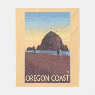 Haystack Rock Vintage Travel Poster Fleece Deken