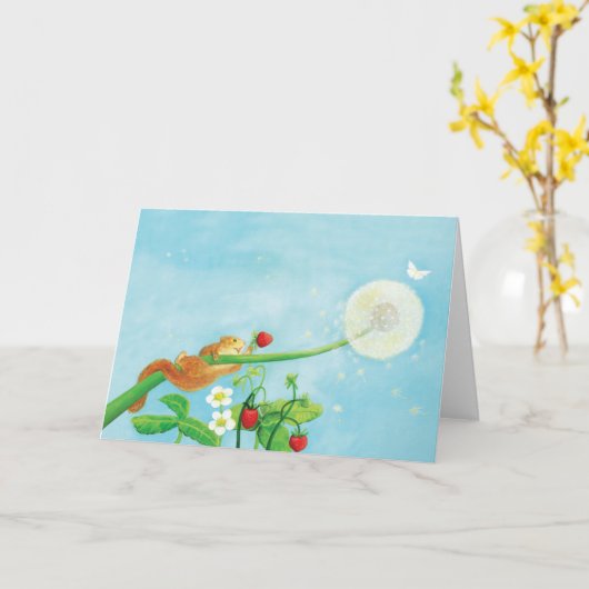 Hazel Dormouse, wilde aardbeien en dandelionpuff Kaart (Gele Bloem)