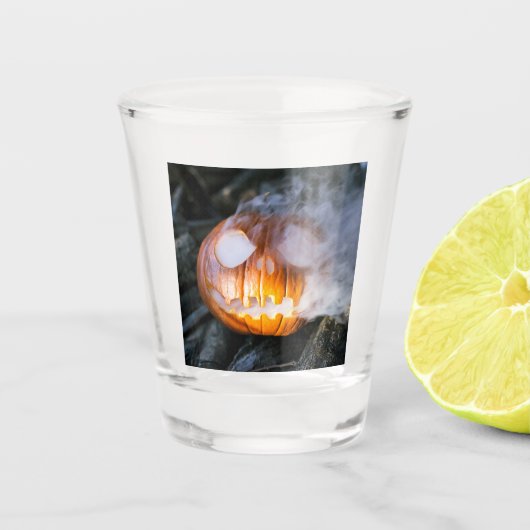 Headless Horseman's Jack-o-Lantern Head a Flame Shot Glas (Voorkant)