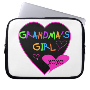 Heart Grandma's Girl T-shirts en Gifts Laptop Sleeve