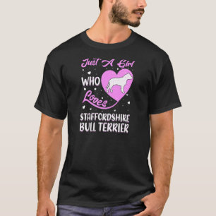 Heart Shape is gewoon een meisje dat van Staffords T-shirt
