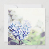 Heart-Shaped Blue Hydrangea Wedding Invitation Kaart (Achterkant)