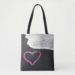 Heart Shaped Lei op Black Sand Beach Tote Bag