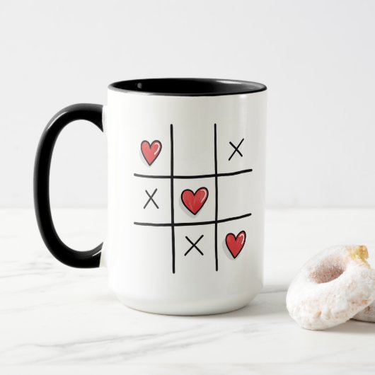 Hearts tic-tac-toe game Valentijnsdag Mok (Met donut)