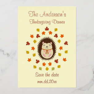 Hedgehog voor Thanksgiving en herfstbladeren Aange Folie Feestdagenkaart