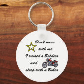 Heeft een soldaat opgevoed en met een Biker geslap Sleutelhanger (Voorkant)