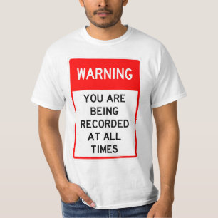 Heel goed, je wordt geregistreerd als T-Shirt. T-shirt