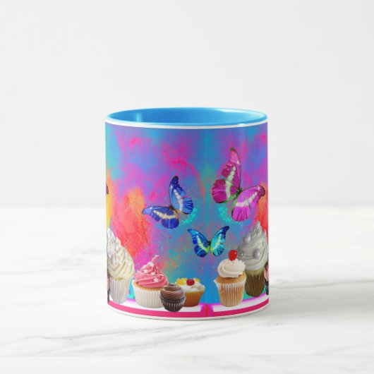 HEERLIJKE CUPCAKES EN VLINDERS roze blauw Mok (Midden)