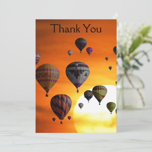 Heet luchtballonnen in vlucht Hartelijk dank Bedankkaart (Staand voorkant)