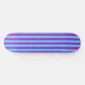 Heet roze en cyaan blauw groen turquoise strepen skateboard (Horizontaal)