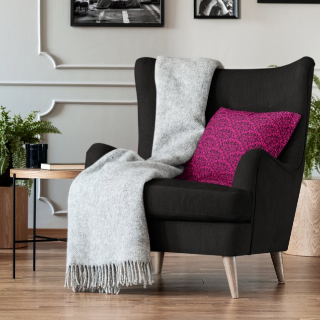 Heet Roze en Zwart Roos Bloemen Damask Kussen (Hot Pink and Black Rose Floral Damask Throw Pillow)