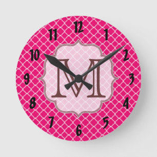 Heet Roze Quarterfoil Latti Monogram Wandklok Ronde Klok