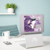 Heks, ik heb mijn koffie nodig sticker (Laptop op bureau)