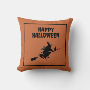 Heks op bezem met kat Halloween Kussen