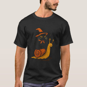 Heksenkat rijdt op slakken Halloween T-shirt