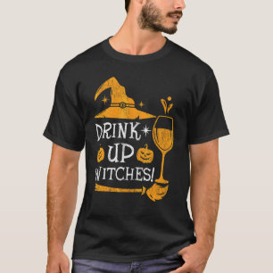 Heksenkostuum voor wijn drinkende heks met Hallowe T-shirt