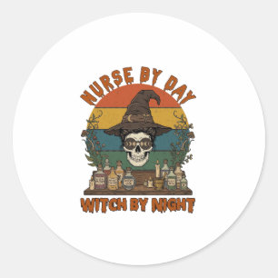 Heksenverpleegster Halloween Schedel Toverdranken_ Ronde Sticker