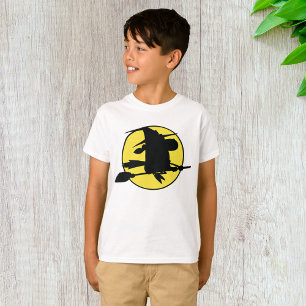 Heksilhouet vliegend op bezem tegen volle maan t-shirt