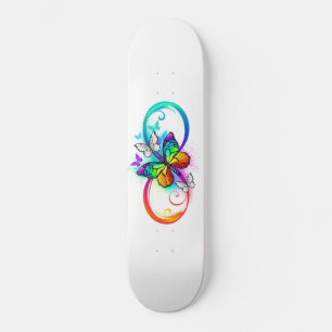 Helder oneindigheid met regenboog vlinder skateboard