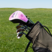 Helder roze werveling ontwerp monogram golfheadcover (Insitu)