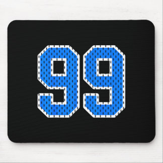Helderblauwe sportief nummer 99 sportshirt shirt muismat