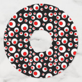 Heldere feestelijke rode ballen in witte cirkels o wijnglaslabel (Achterkant)