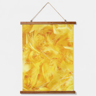 Heldere gele veren hangend wandkleed