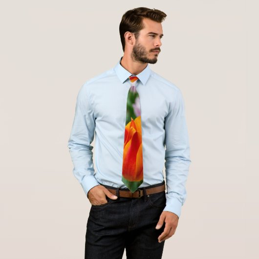 Heldere oranje tulpen in het park stropdas (In situ)