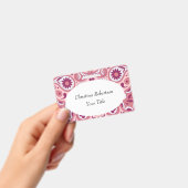 Heldere roze, witte paisleontwerpbloemen badge (Handheld)