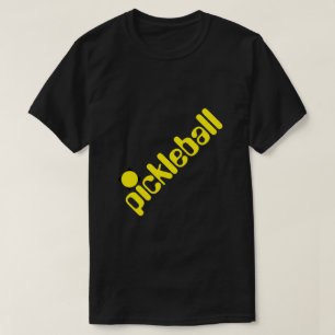 Heldergele Pickleball Schuine tekst op vette zwart T-shirt