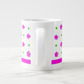 Helderroze Floral Pattern, Groene Polkas op White Jumbo Beker (Achterkant)