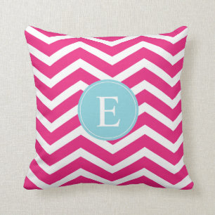 Helderroze witte Chevron Blue Monogram Kussen