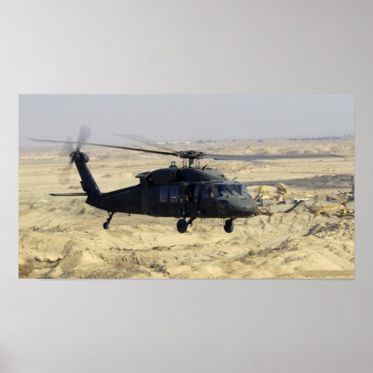 Helikopter voor zwarte hek poster (Voorkant)